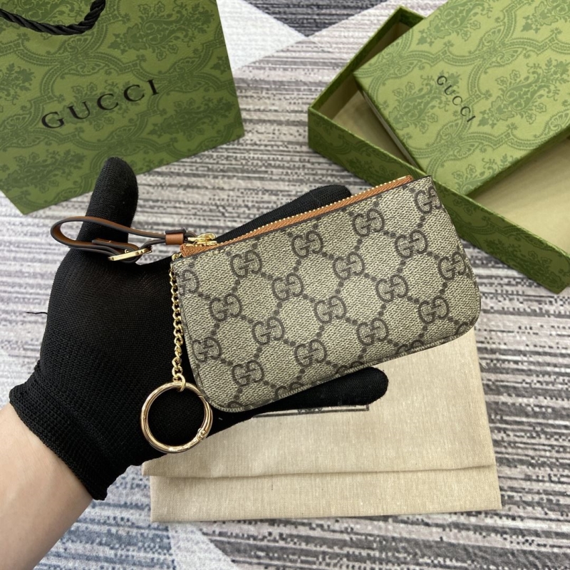 G*u*i wallets & purse